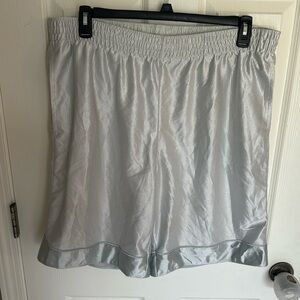 Nike Shorts size L - silver
